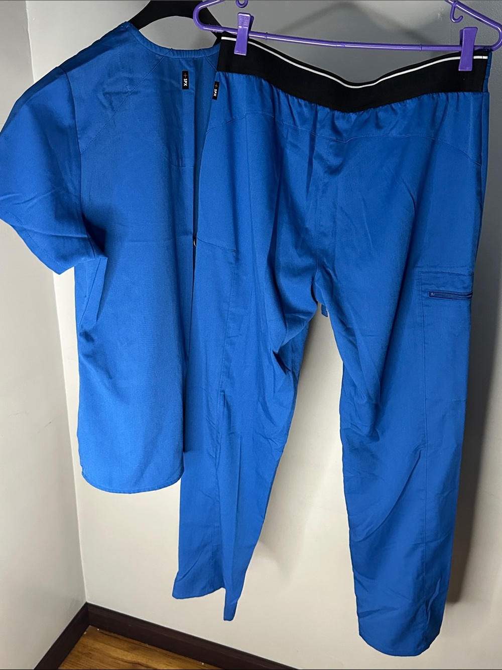 Grey's Anatomy Royal Blue Scrub Top and Pants Set - Picture 4 of 4